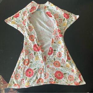 Zipadee Zip Swaddle, Small, NWOT